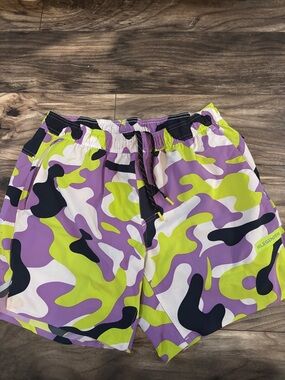 Legends-men-Neon Purple & Lime Camo shorts